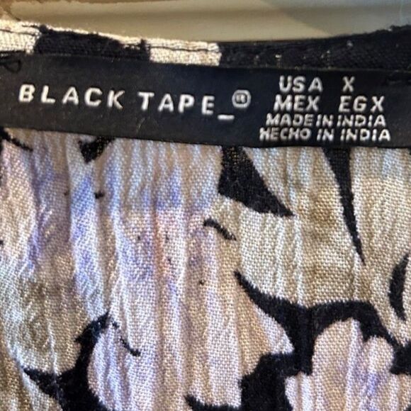 Black Tape Floral Jumpsuit - Size XL - NWT - Picture 5 of 6